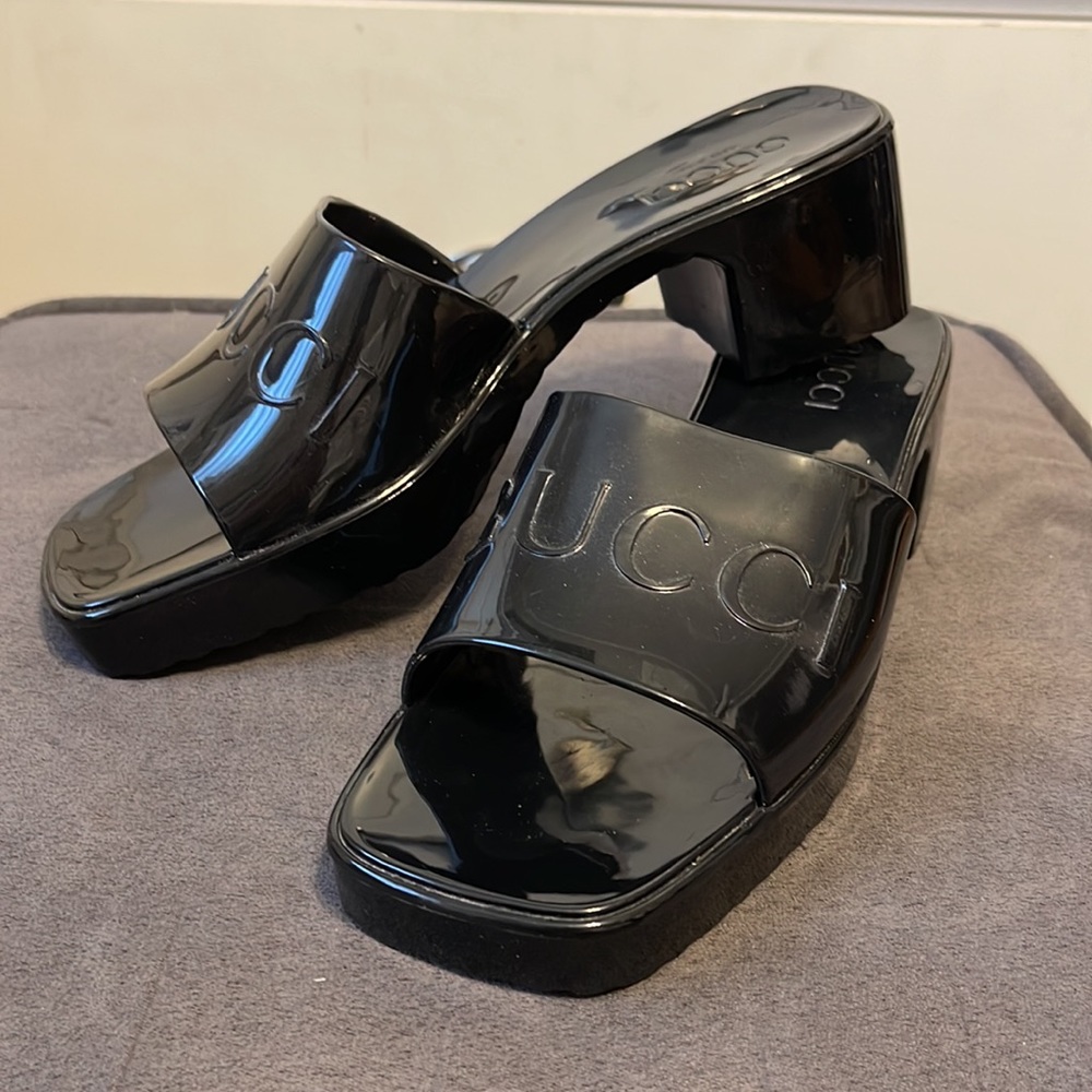 Rubber slides